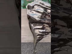 Het Roestvrije staalbeeldhouwwerk van de openluchttuin Gesmede Vrouwen van het Metaalbeeldhouwwerk Abstracte