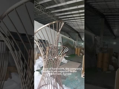 Gesmeed Metaalbeeldhouwwerk