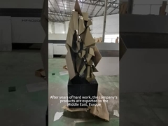 Gesmeed Metaalbeeldhouwwerk